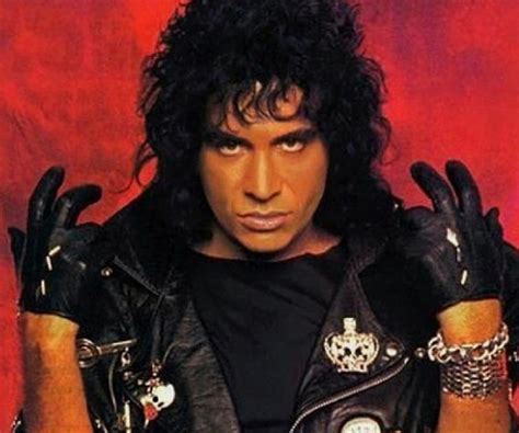 bun gene simmons hair|gene simmons bold hair.